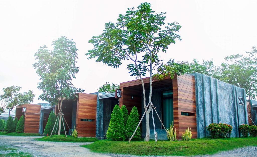 The Infinite Resort Nakhon Szavan Kültér fotó